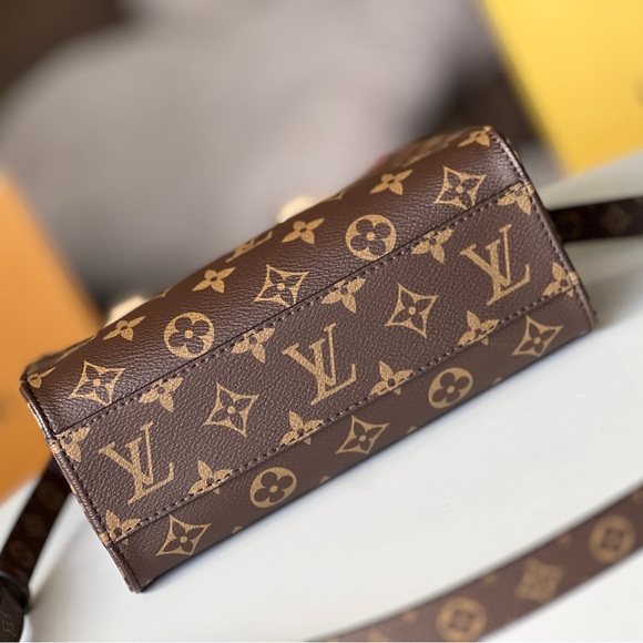 🖇️Louis Vuitton Small Plat BB Shoulder Bag - Picture 5 of 8